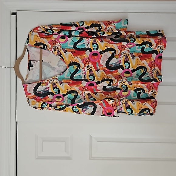 Kozan colorful v-neck long sleeve top, 2x - Picture 2 of 9